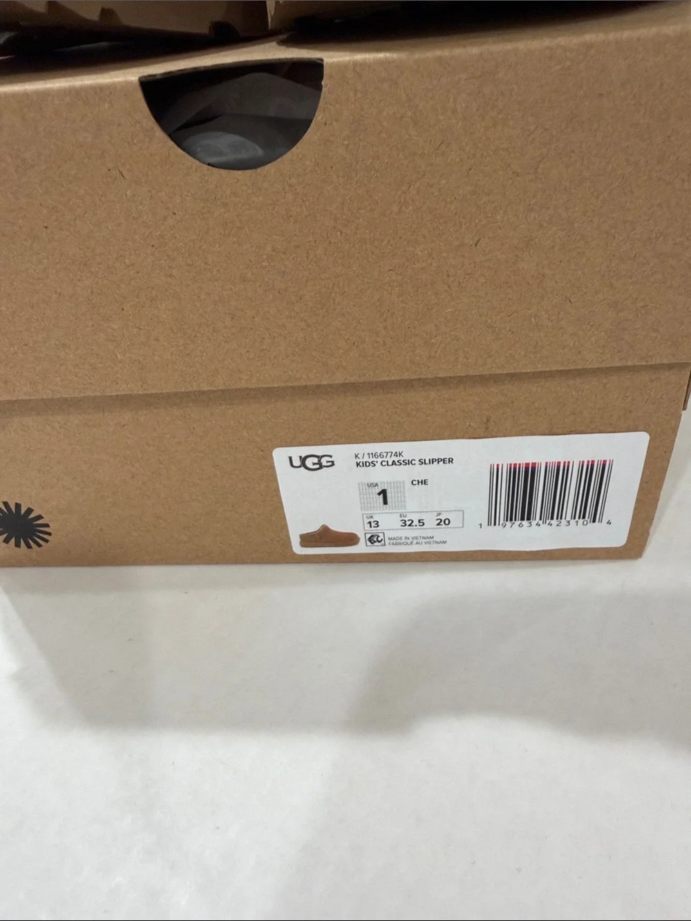 UGG Kids' Classic Slipper in Chestnut